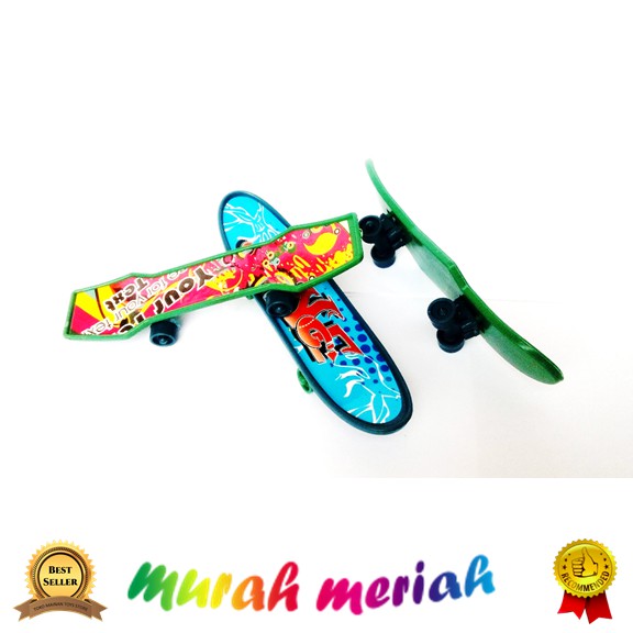 mainan anak skateboard mini skateboard jari unik
