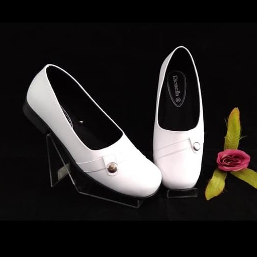 Sepatu Pantofel Cewek Rionella Sifa 02 Putih