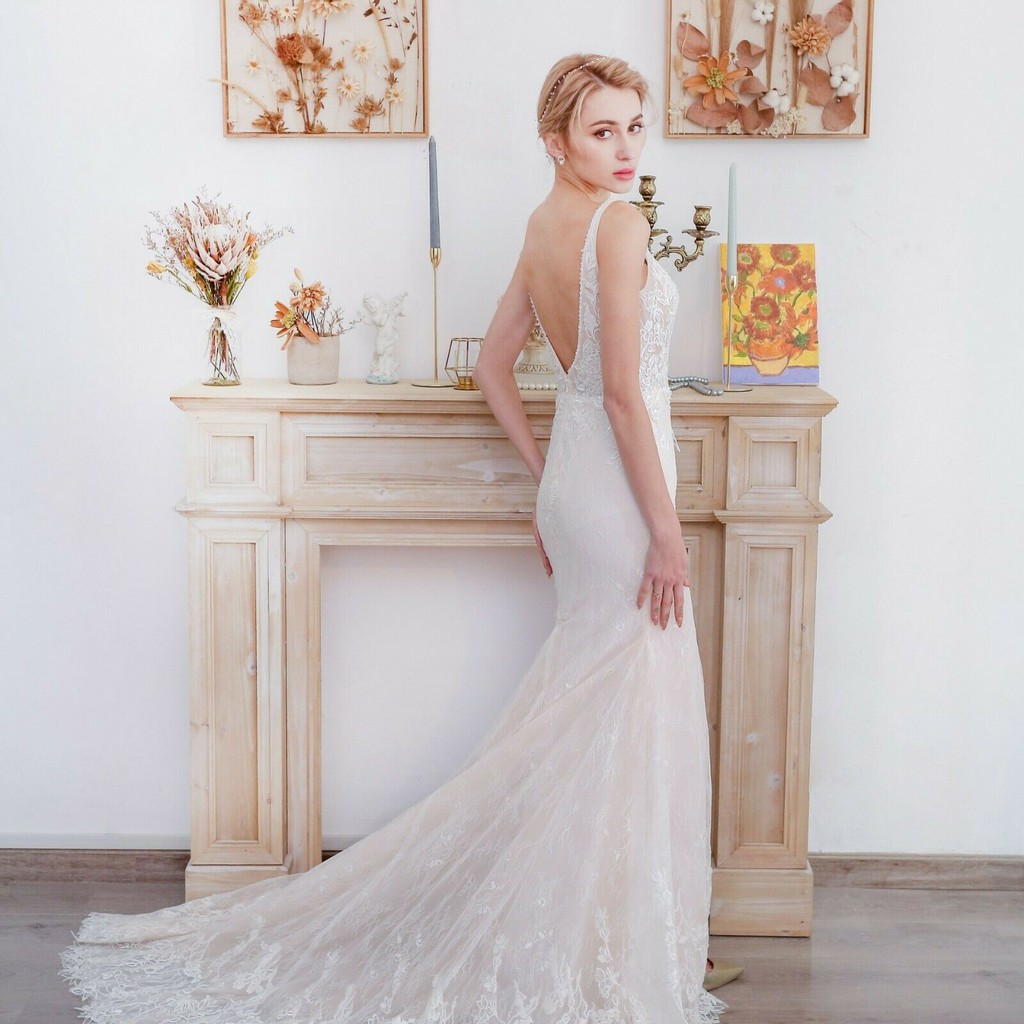 mermaid wedding dress V-neck tanpa lengan dengan ekor