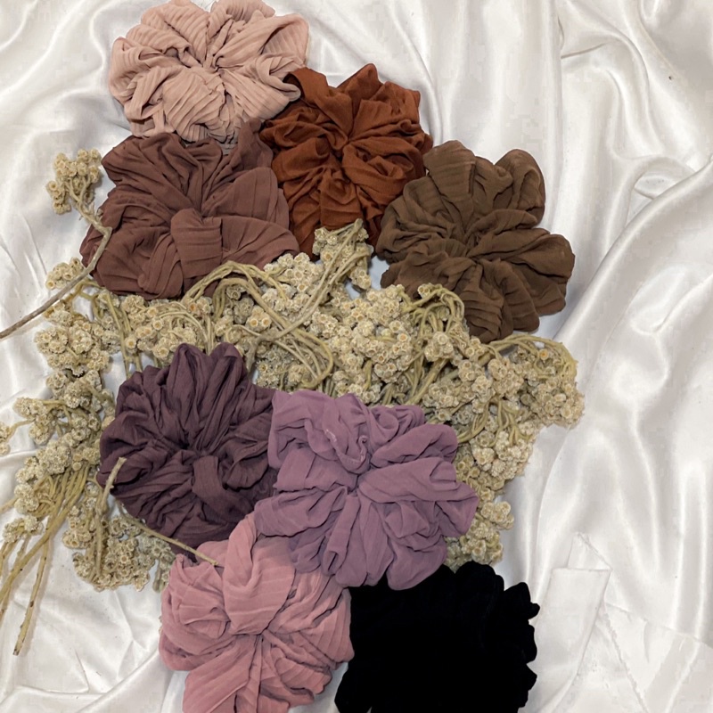 SCRUNCHIE PLISKET &amp; POLOS