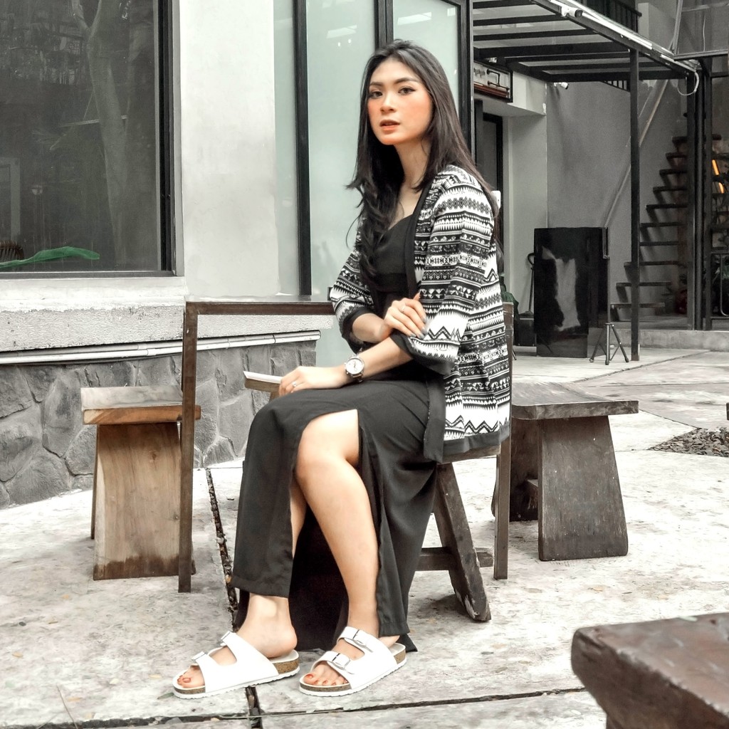 Crousel Sandal Casual \ Women - Lilya White-5