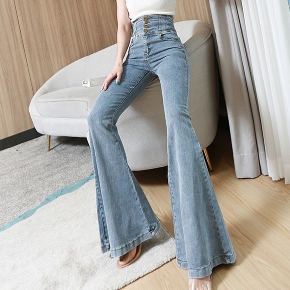 Red Tinggi Pinggang Buckle Big Flared Jeans Wanita Musim Semi Tinggi dan Musim Gugur Baru Stretch Ketat Drop Pants Ekstensi