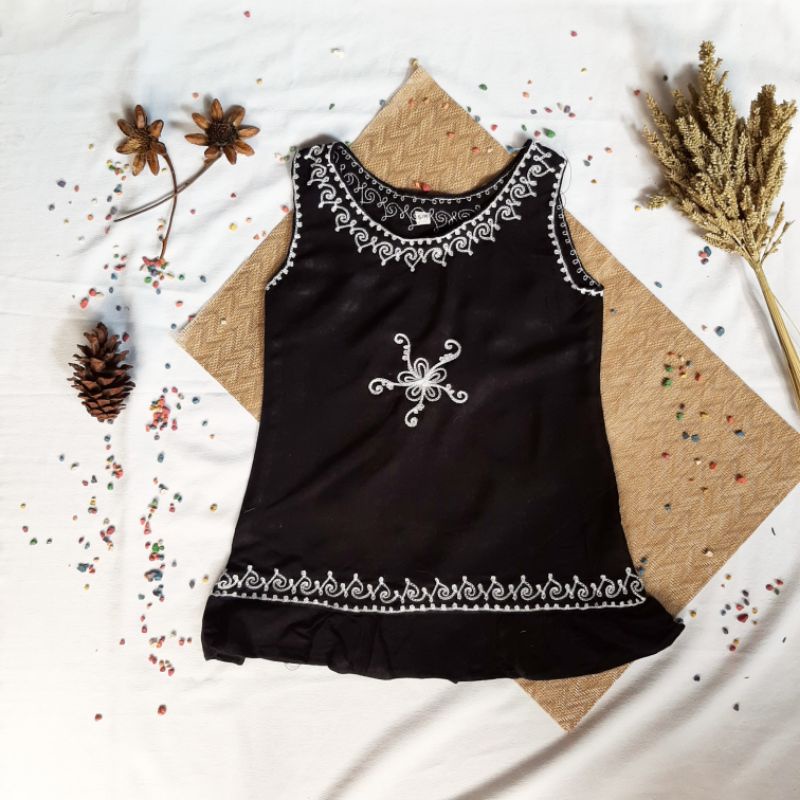 DRESS BORDIR ANAK / DRESS PAKAIAN BALI ANAK / BUSANA KHAS BALI / KAIN PANTAI BALI / OLEH OLEH BALI