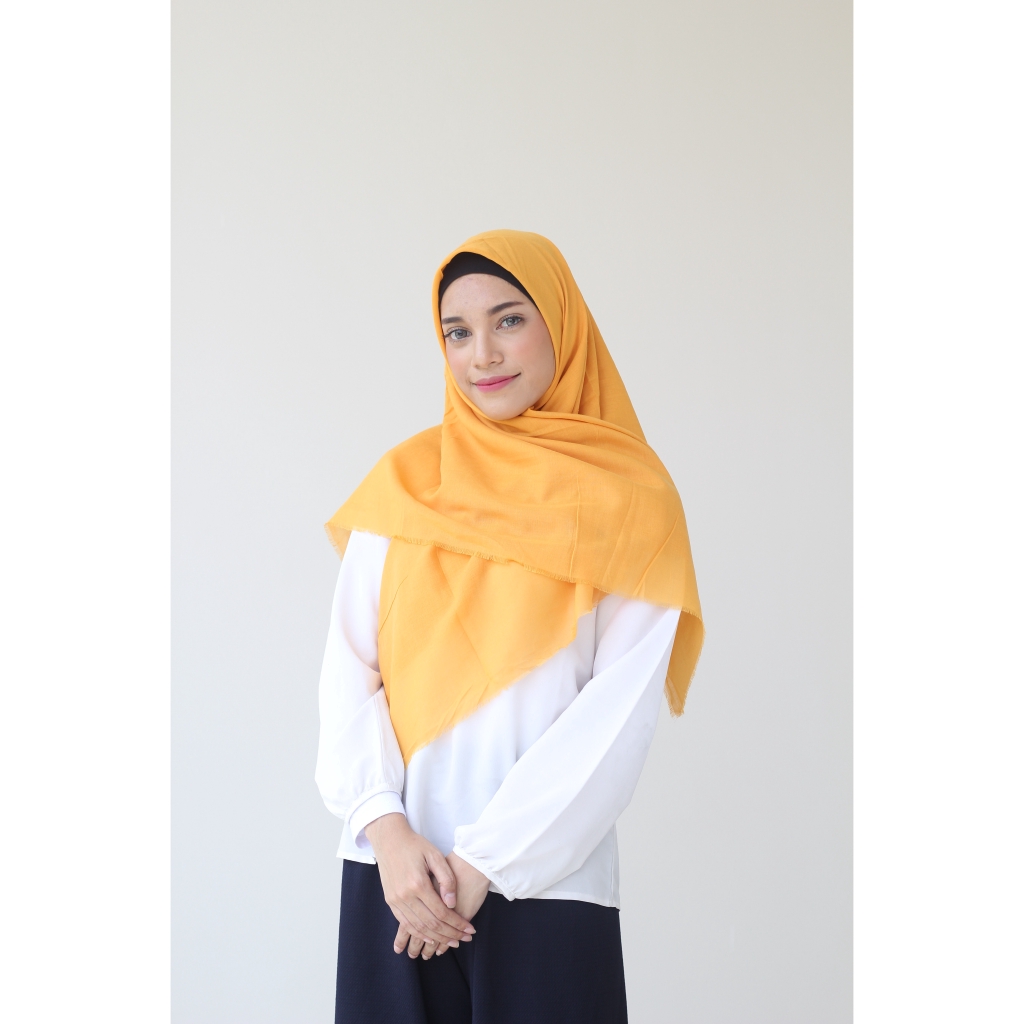 Jilbab Segi Empat Saudia Sunny Kuning GalangColection