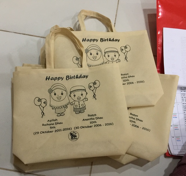 Tas souvenir wedding(kotak alas 39x30 TANPA PACKING)