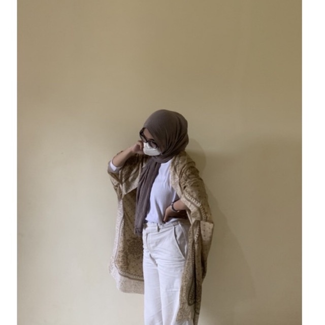 READY OUTER SCARF CARAMEL @MABELLO.ID