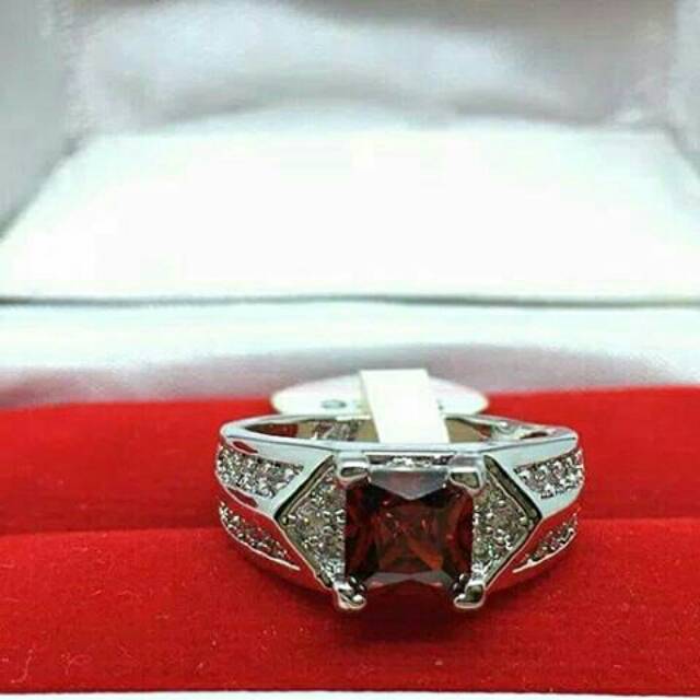CINCIN PRIA KEREN BATU MERAH KOTAK IMPORT - AG178M