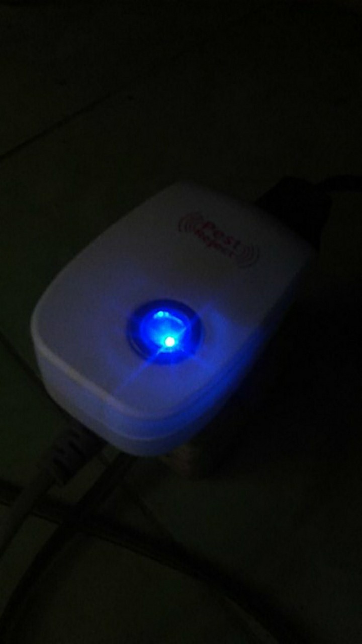 Alat Pembasmi Nyamuk & Serangga Model Elektronik Ultrasonik, Colokan Us / Eu