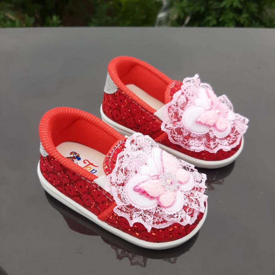 TOKOERS SOP04 Sepatu Pesta Anak Perempuan Slip On Kupu-kupu Bunyi Cit Cit Umur 1 2 3 tahun