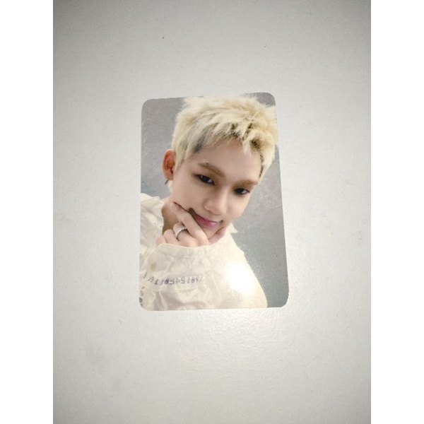 PC FS KTOWN OFFLINE HYUNSUK JAKET PUTIH