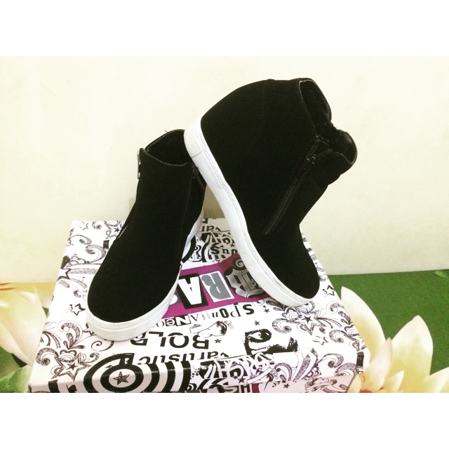 Sepatu Payless Brash