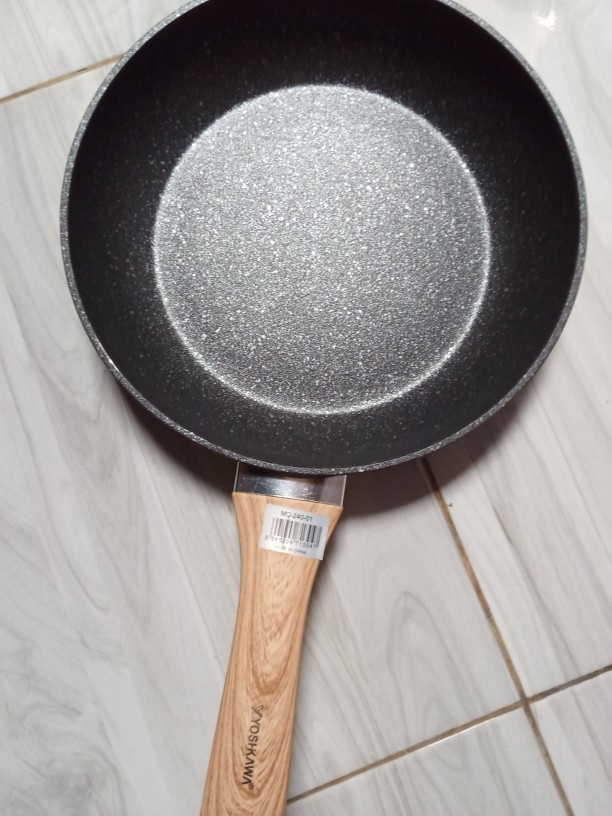Frypan Frying Pan Saute Pan Teflon Penggorengan Marble Ceramic Anti Lengket 24 Cm Yoshikawa Classic