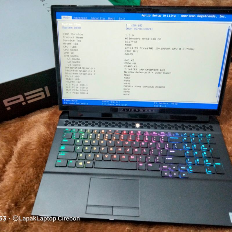 ALIENWARE AREA 51M i9-10900K 32GB RTX 2080 Super