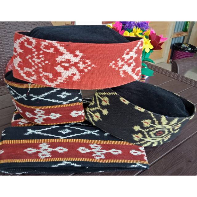 Peci / kopia / songko dri tenun NTT handmade