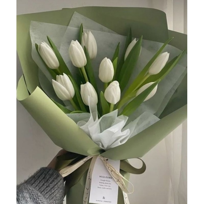 tulip asli bouquet-tulip fresh bouquet- buket bunga asli- buket bunga depok- buket wisuda