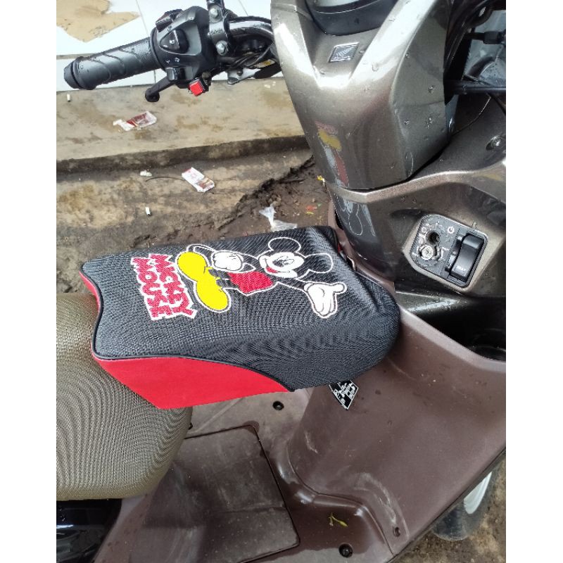 tempat duduk bayi/kulit jok motor/tempat duduk anak di motor/boncengan motor anak