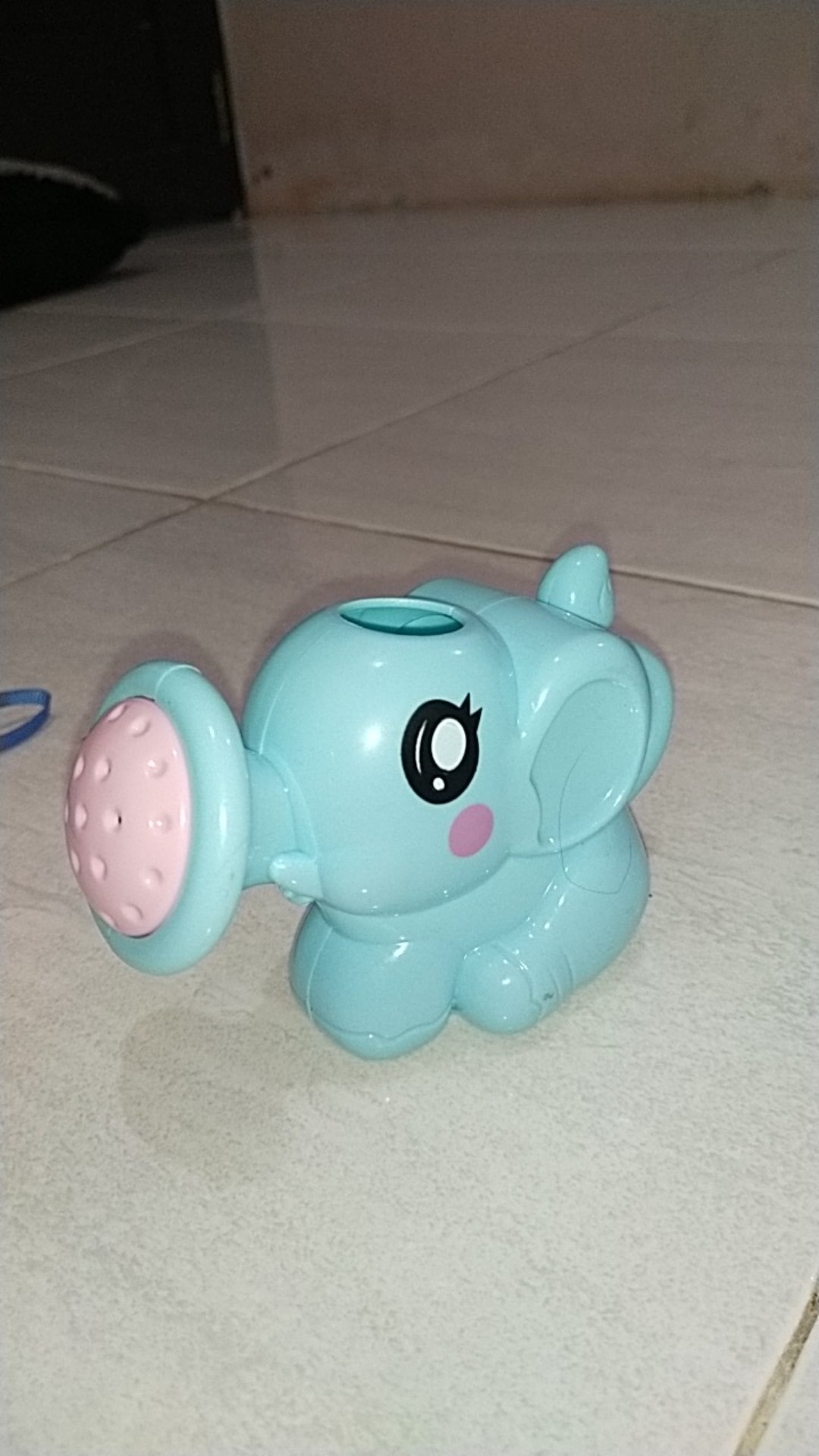 Semprotan Air Bentuk Gajah Bahan Plastik Untuk Mandi