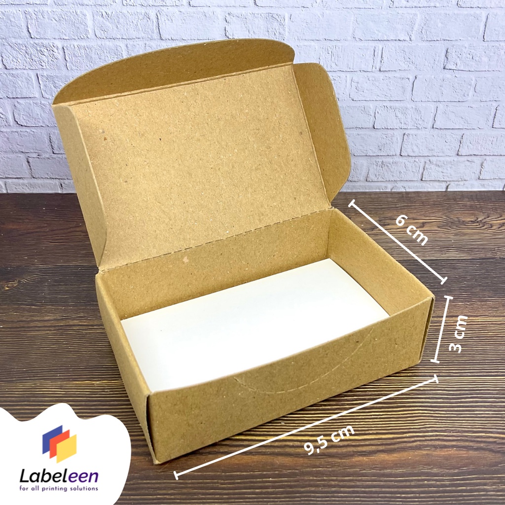 

Box/ Kotak Coklat Craft untuk Kartu Nama, aksesoris, dll