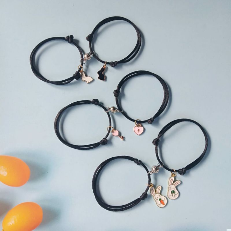 Gelang Couple Magnet Persahabatan Pasangan Sahabat Bestie Hitam Gembok Kunci Kelinci Polos