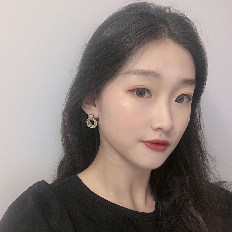 SIY  1 Pair Golden Metal Multi-layer Circle Winding Geometric Round Small Stud Earrings for Women Girl Party Fashion Jewelry