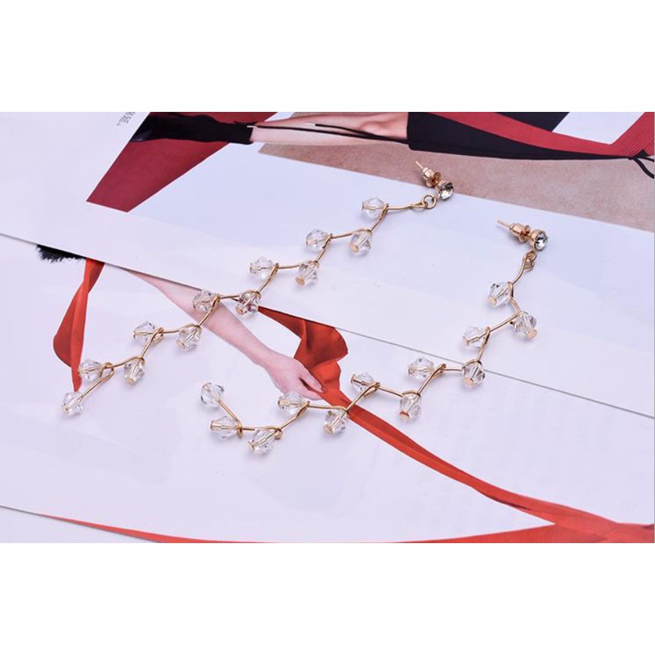 Anting Wanita E37 KRISTAL PANJANG Sangan Menawan Korea Fashion Women Earring Giwang Aksesoris Cewek Zig Zag Tassel Elegan