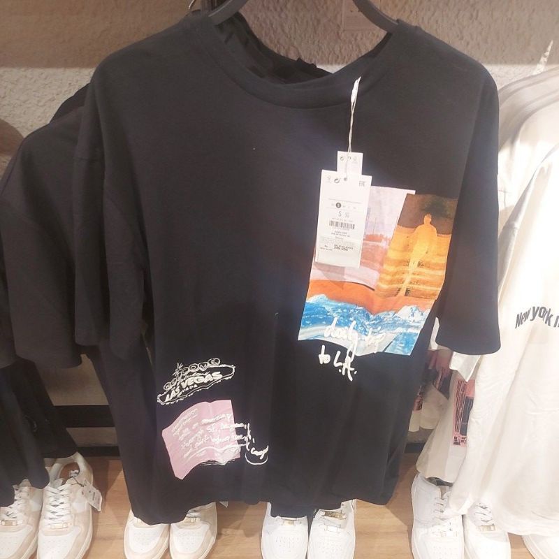 NEW BERSHKA MAN KAOS MOTIF LAS VEGAS