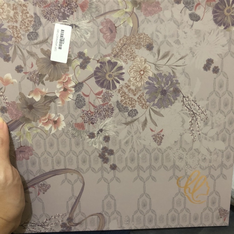 Preloved Sandhya scarf HL Heaven Lights