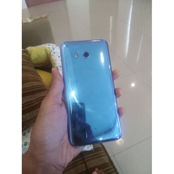Mesin htc U11