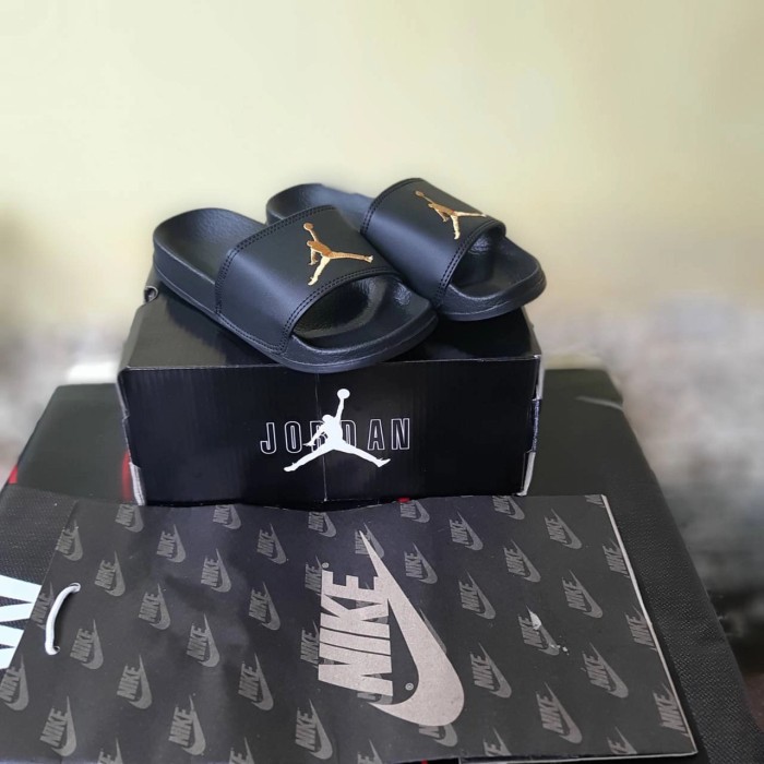 [BISA COD] sandal anak nike air jordan kids hitam gold size 31-35