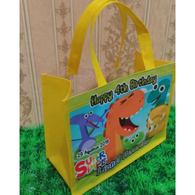 

Souvenir Ultah / Tas Aqiqah / Tas Mika Custome