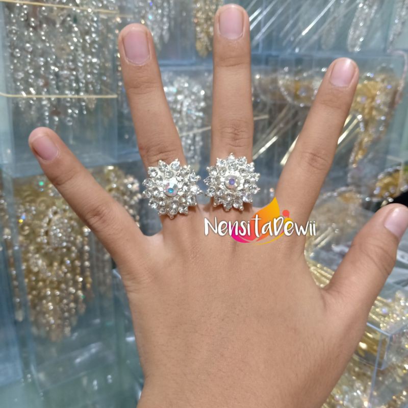 Cincin Pengantin Klasik