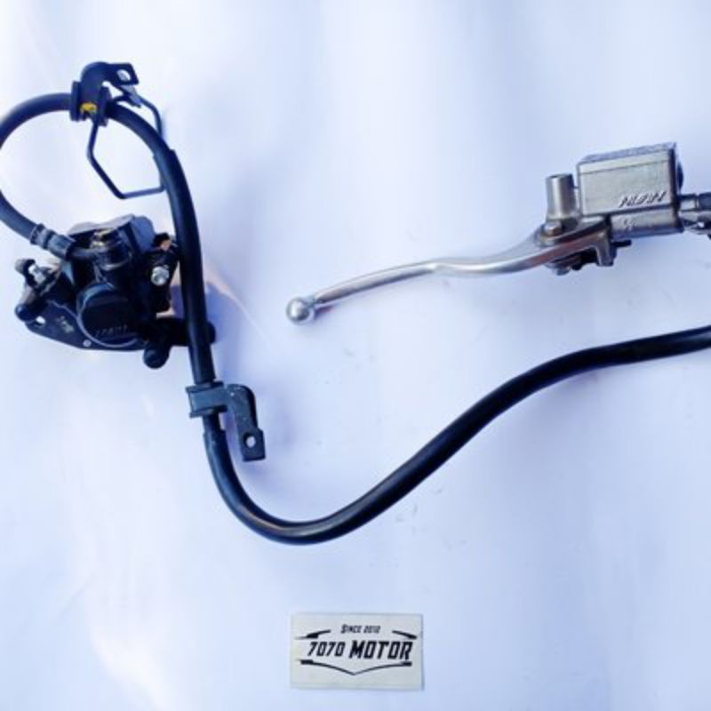 master kaliper rem depan Beat karbu Scoopy karbu . baru original