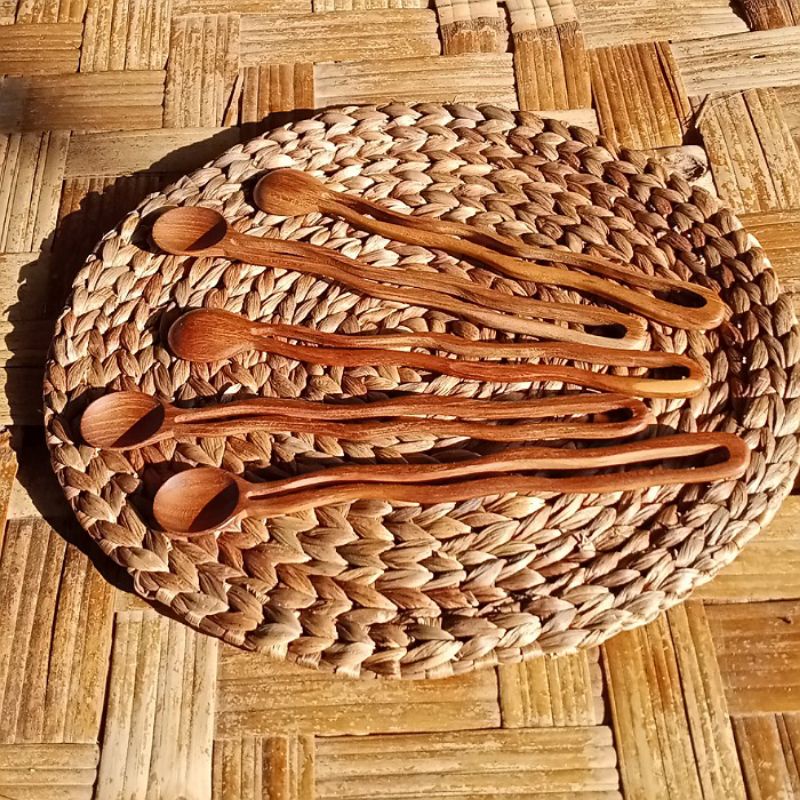 Sendok kayu akar jati antik