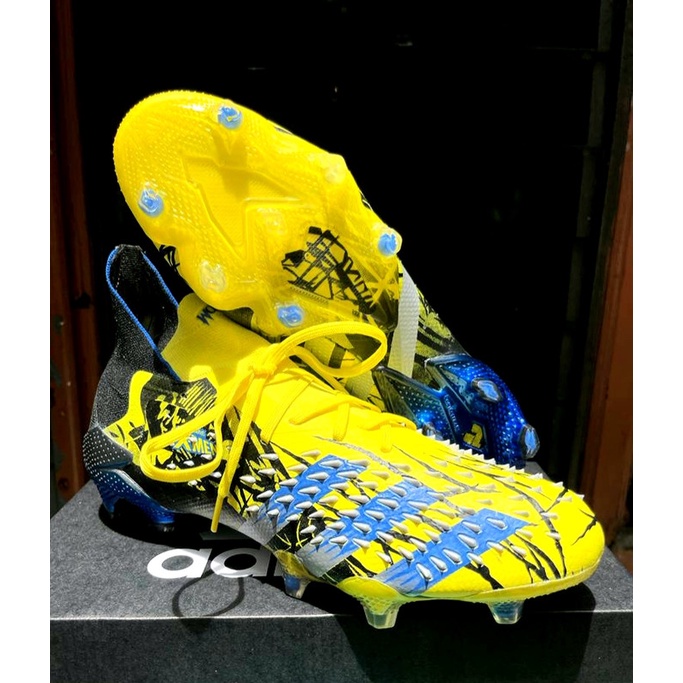 Sepatu Bola PREDATOR FREAK.2 X MEN FG