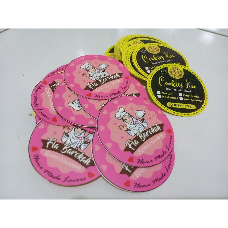 

stiker label makanan / snack diameter 5 cm ( isi 50 stiker )