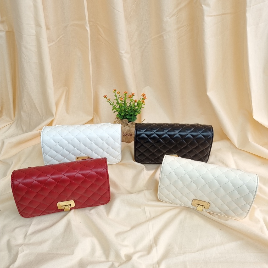 TAS CK WANITA QUILTED CLUTCH