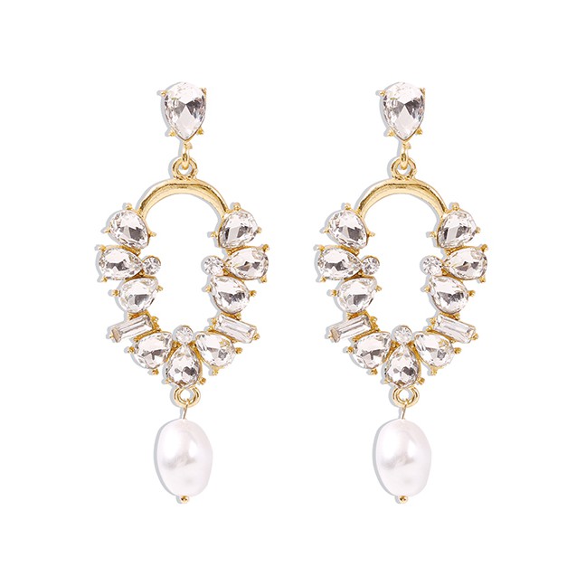 LRC Anting Tusuk Fashion White Diamond Diamond-shaped Pearl-shaped Hollow Alloy Earrings K25887