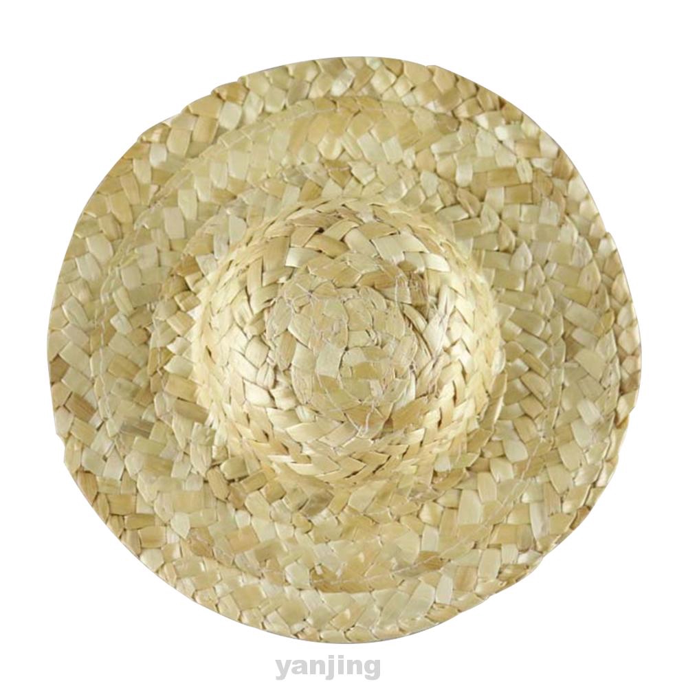 kids play cowboy hats