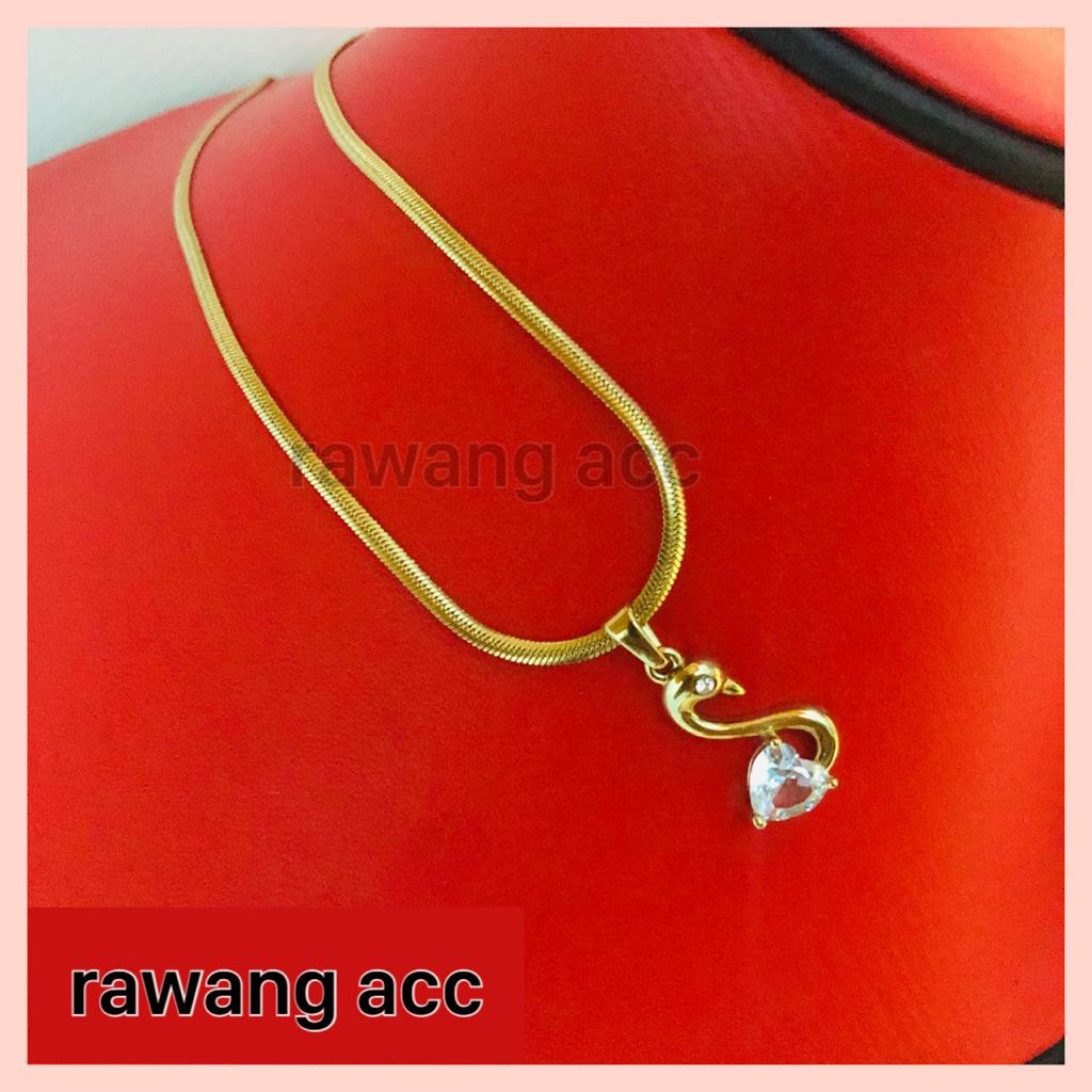 kalung titanium gold belut plus liontin angsa permata