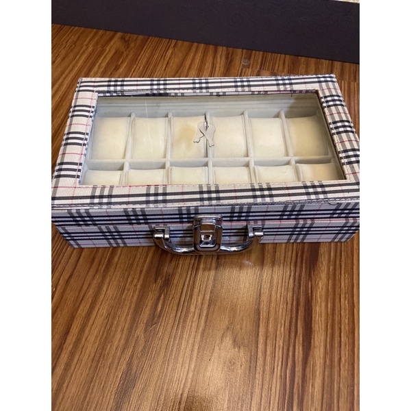 preloved watch box burberry / kotak jam tangan / kotak koleksi jam tangan