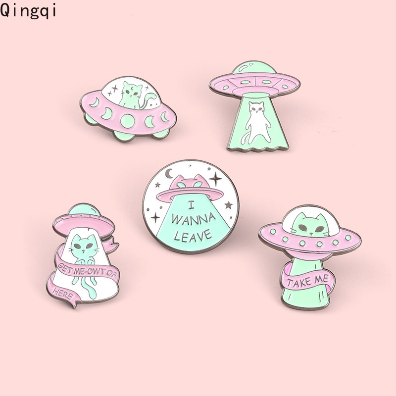 Bros Pin Enamel Desain Kartun Ufo Alien Spaceship Kucing Untuk Ransel