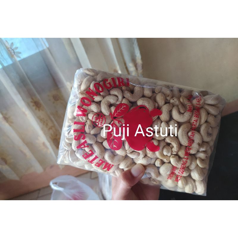 

GROSIR !!! KACANG METE ASLI WONOGIRI 10Kg