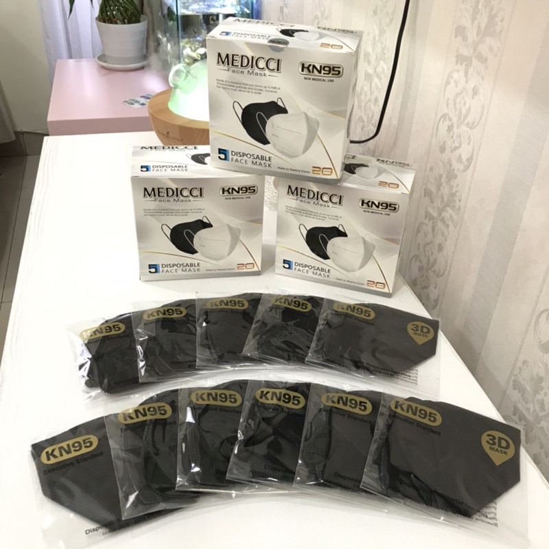 Masker Kn95 Medicci Gold Edition isi 20pcs/Box