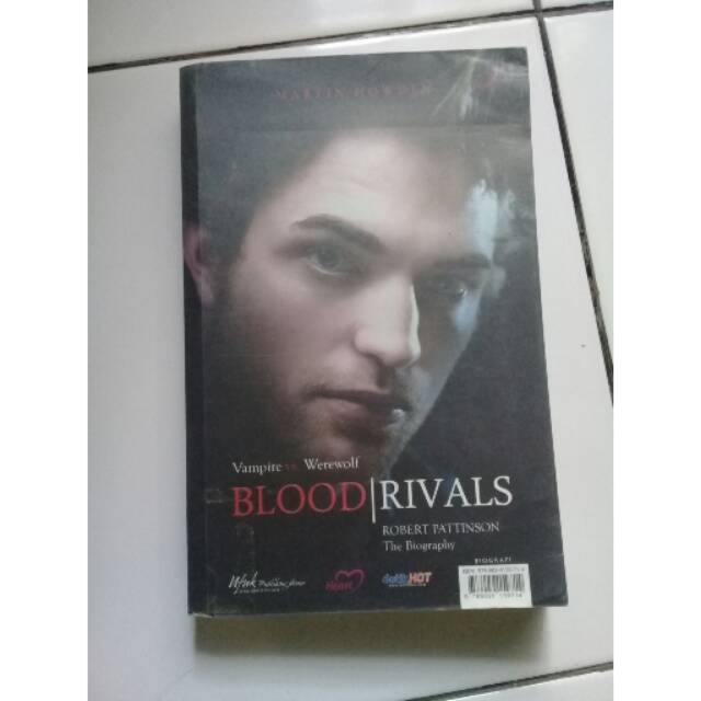 Novel TWILIGHT SERIES Blood Rivals Edward as Vampire dan Jacob as Werewolf