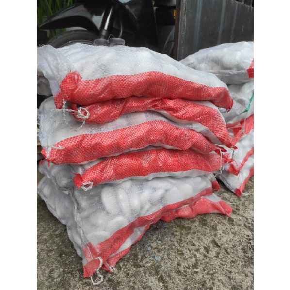 Batu Koral Hitam Putih 1 Karung / Batu Taman / Batu Koral