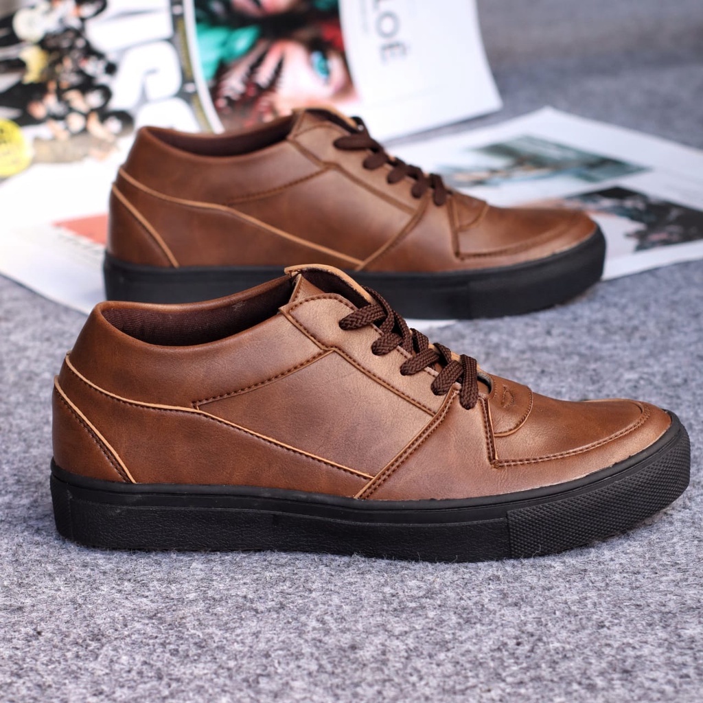 MOLK|Sepatu Sneakers Pria Trendy Original Casual Kerja Pria Kantor Kuliah Fasion Simple Murah Kekinian Sepatu Hitam