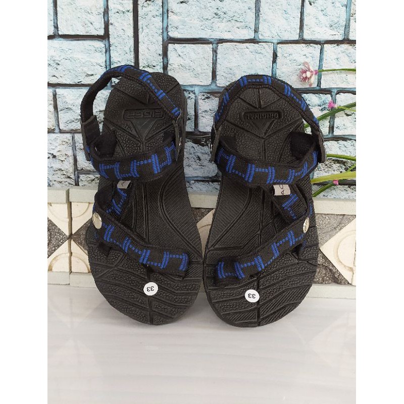 SANDAL GUNUNG ANAK SOL KARET size 33-37 100% LENTUR