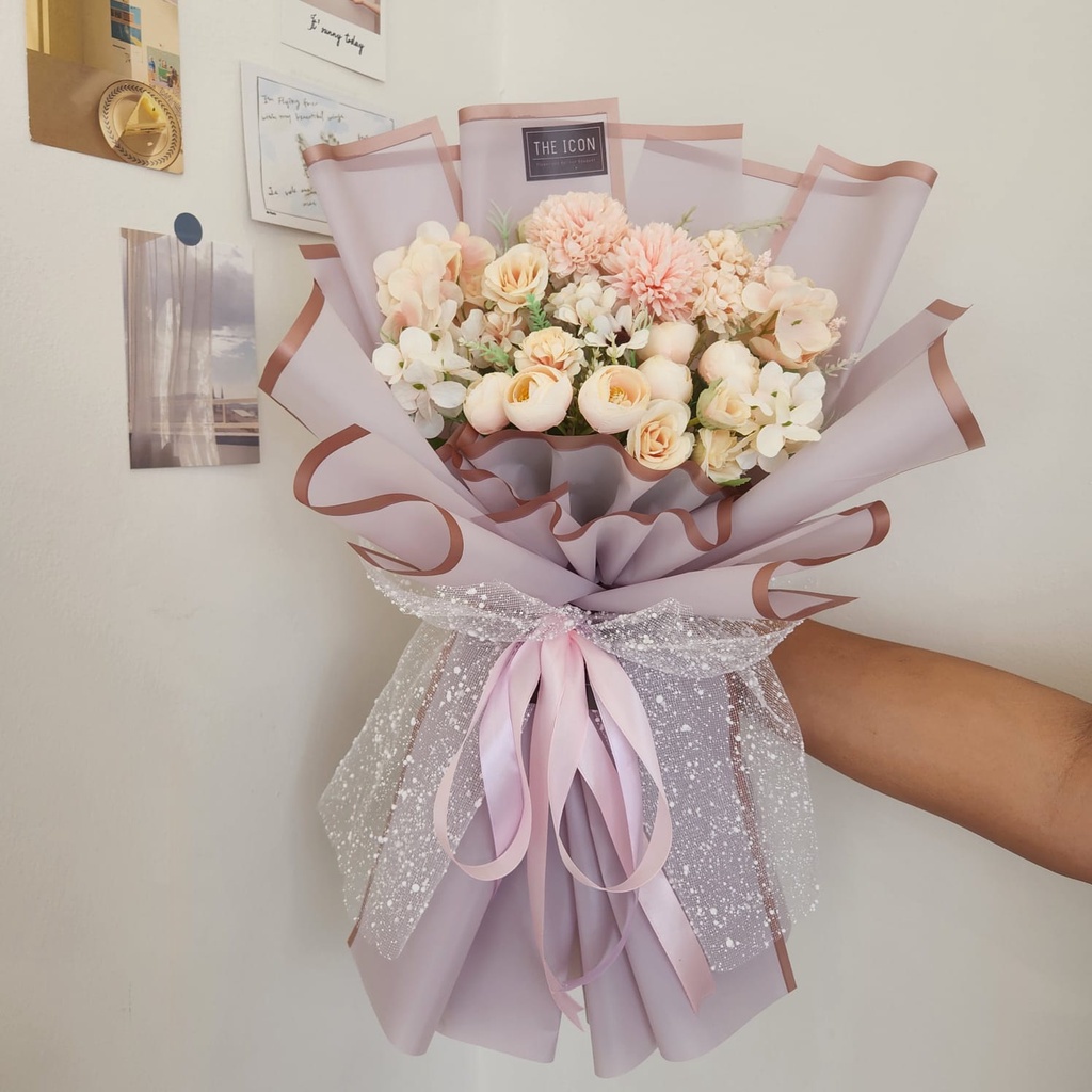 Buket Bunga Palsu Lamaran | Buket Bunga Bekasi | Hand Bouquet Wisuda | Buket Ulang Tahun