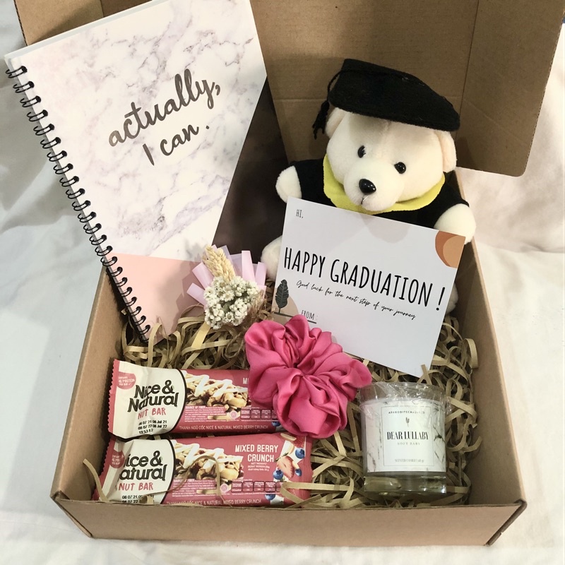 

Hampers Wisuda | Hampers Ulang Tahun | Hampers Graduation | Hampers Gift Box Perempuan | Hampers Pink