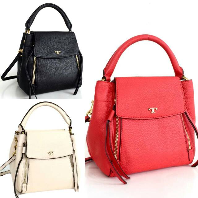 Tory Burch HalfMoon Crossbody slingbag toryburch